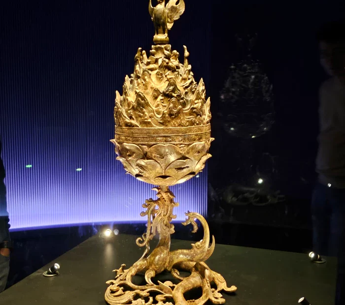 백제금동대향로 실물